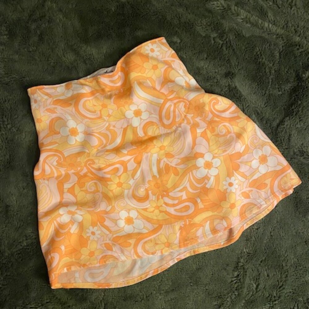 Hollister floral skirt